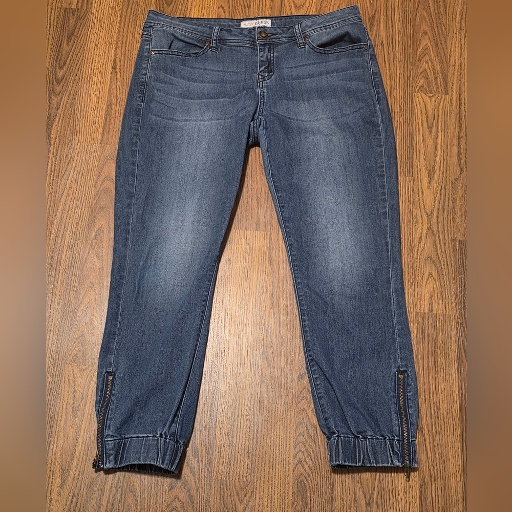 Women’s Guess Ankle Zip Jeans Size 31 Cropped Blue Designer Denim D53